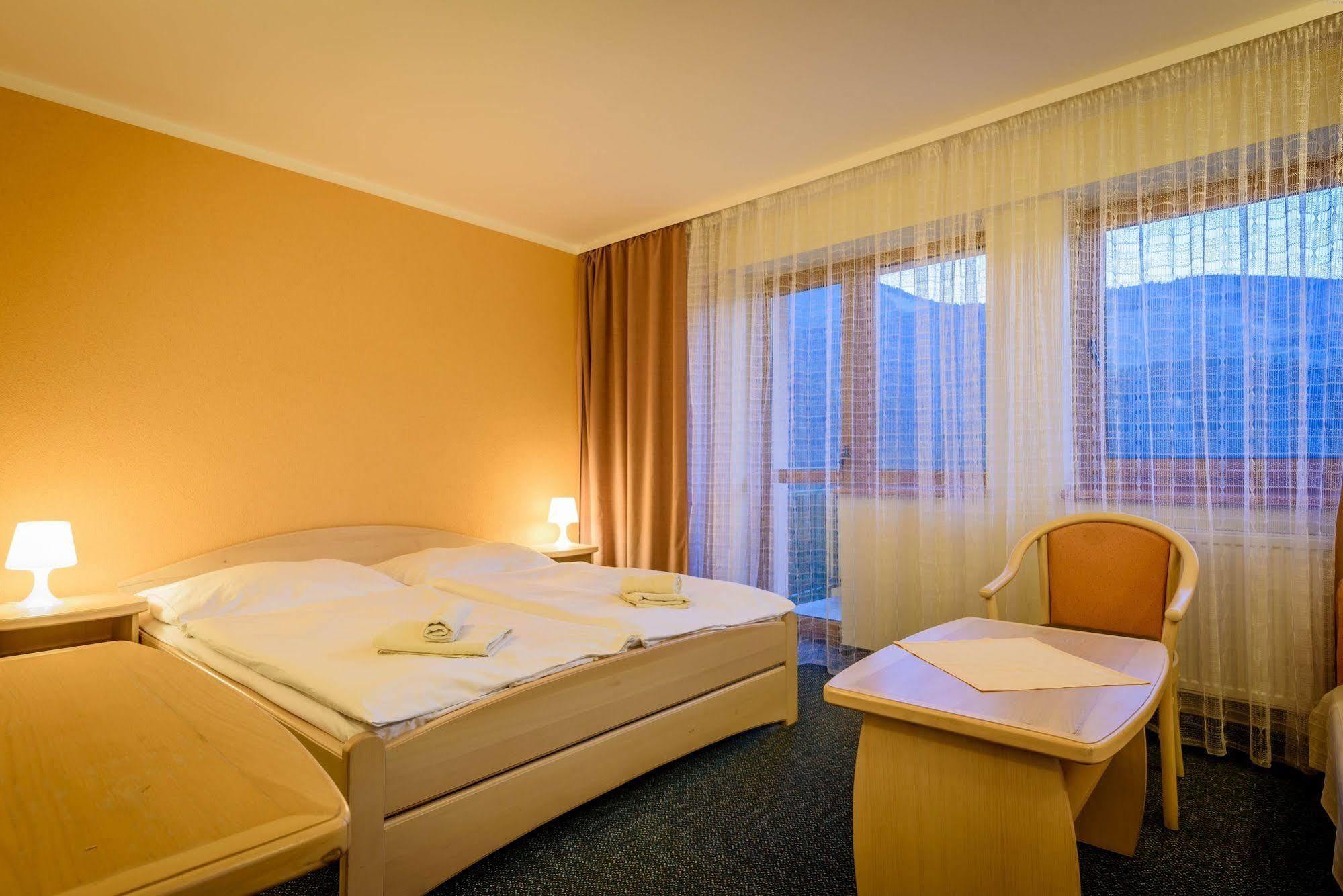Hotel Boboty Terchová Eksteriør bilde