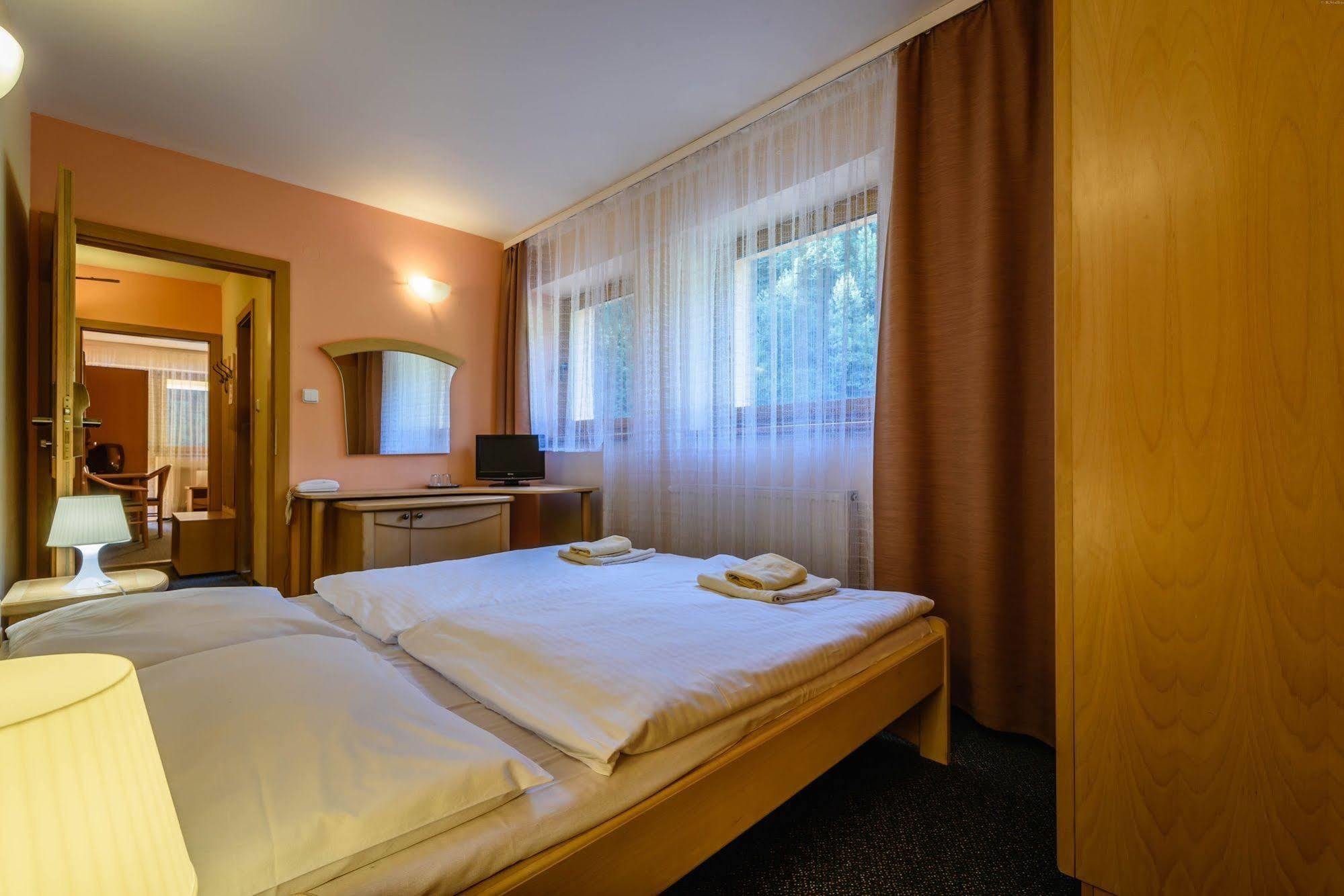 Hotel Boboty Terchová Eksteriør bilde